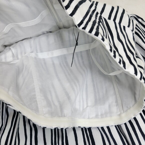 Club Monaco Striped Knee Length Dress Black White Women’s Size 0 Fit And Flare - Picture 12 of 16